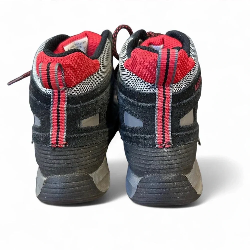 MERRELL Thermoshiver Black Red Waterproof Insulated Snow Hiking Boots‎ Boys 1.5